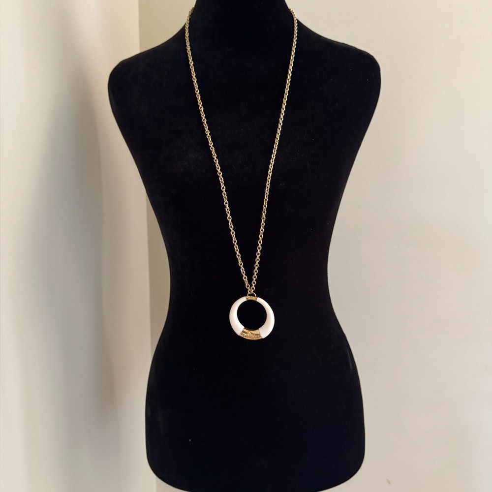 Dolce & Gabbana Necklace-TREND ALERT